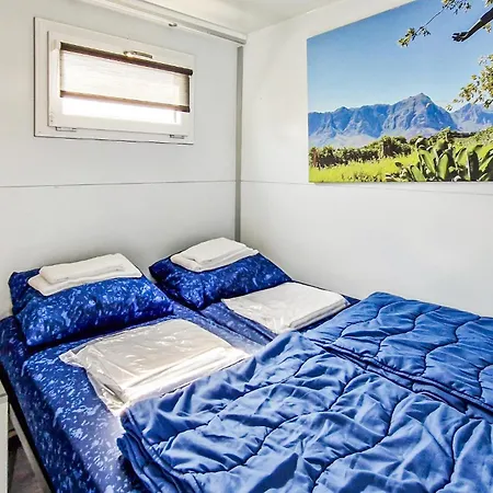 Bob Ross 보트호텔